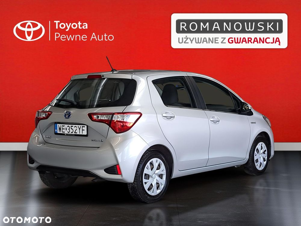 Toyota Yaris - 10