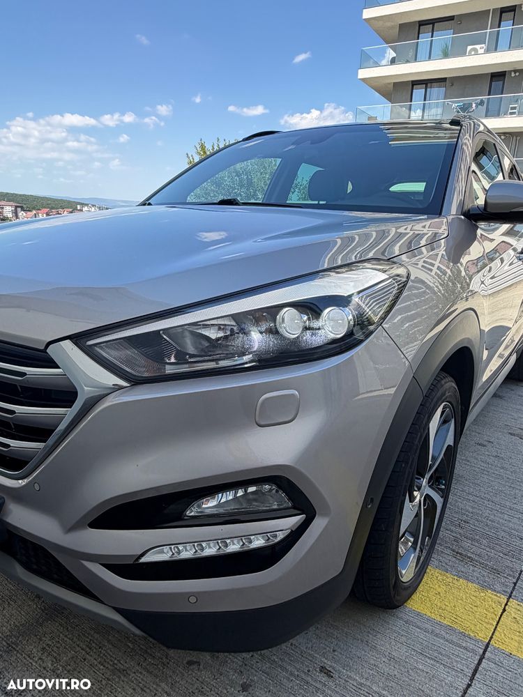 Hyundai Tucson 2.0 CRDI 4WD 8AT Premium - 17