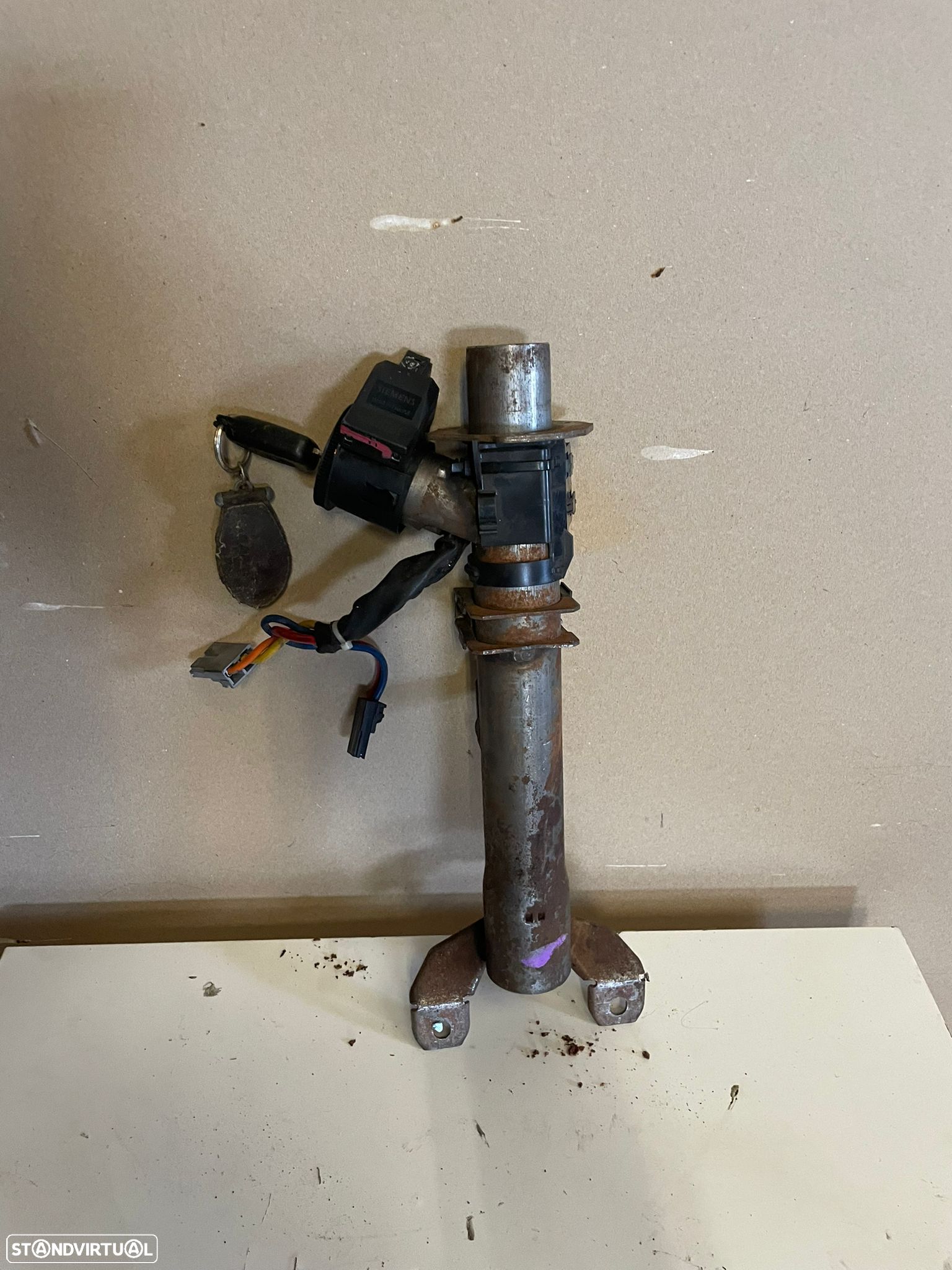 Coluna de direção Peugeot 306 2.0HDI, ano 2000 - 1