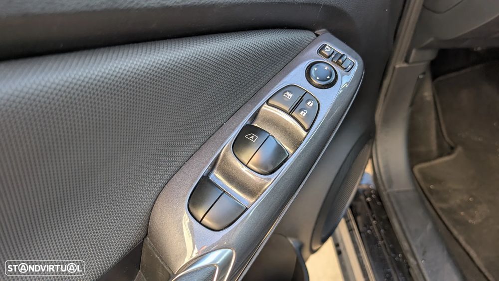 Nissan Juke 1.0 DIG-T N-Connecta NAV. DCT - 12