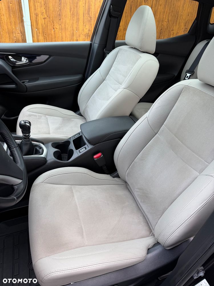 Nissan Qashqai 1.6 dCi 4x4 Tekna S&S - 13