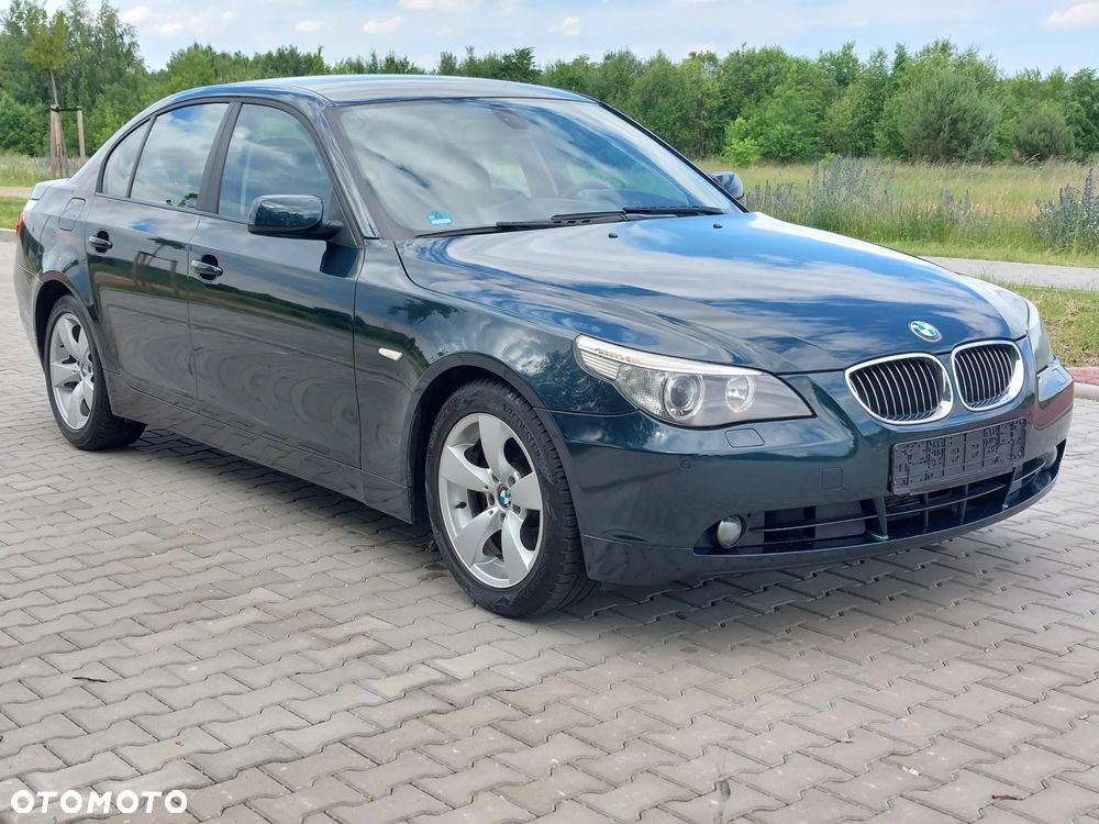 BMW Seria 5 525i - 2