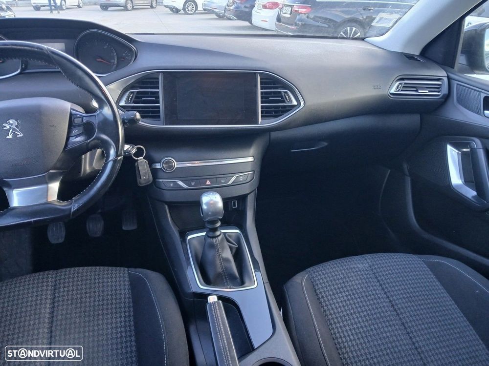 Peugeot 308 SW 1.5 BlueHDi Active - 13