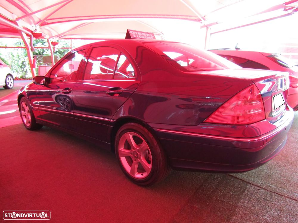 Mercedes-Benz C 220 CDi Avantgarde Aut. - 4