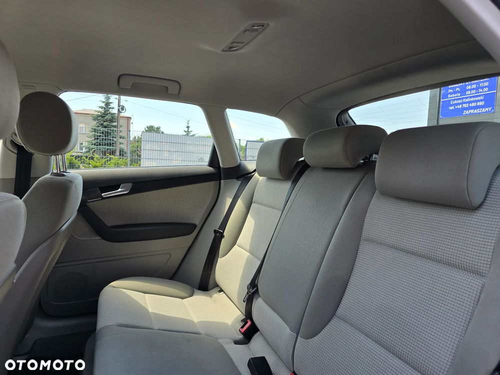 Audi A3 Sportback 2.0 TDI DPF Attraction - 9
