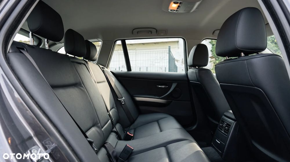 BMW Seria 3 320d - 7
