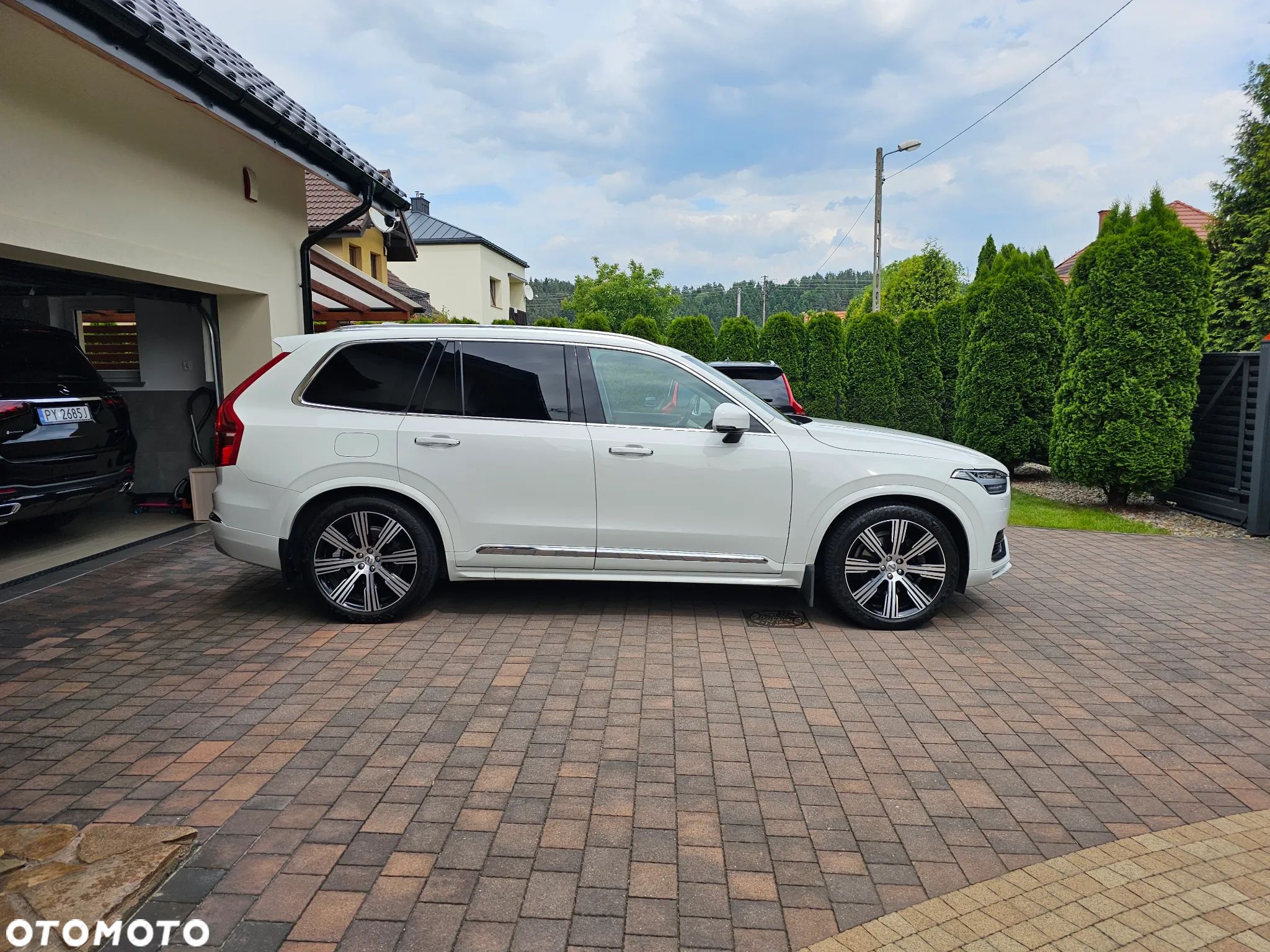 Volvo XC 90 - 1