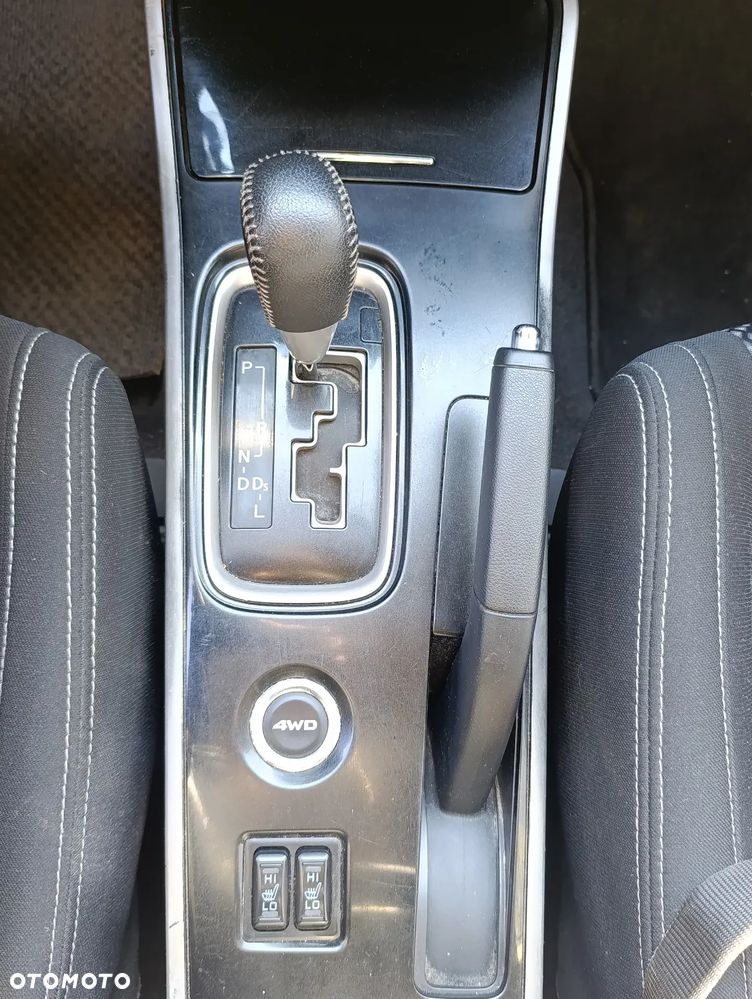 Mitsubishi Outlander 2.4 4WD CVT Instyle - 13