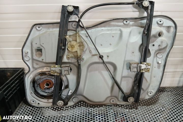 Macara geam fata stanga electrica 1T0837755 1T0837755 Volkswagen VW C - 2
