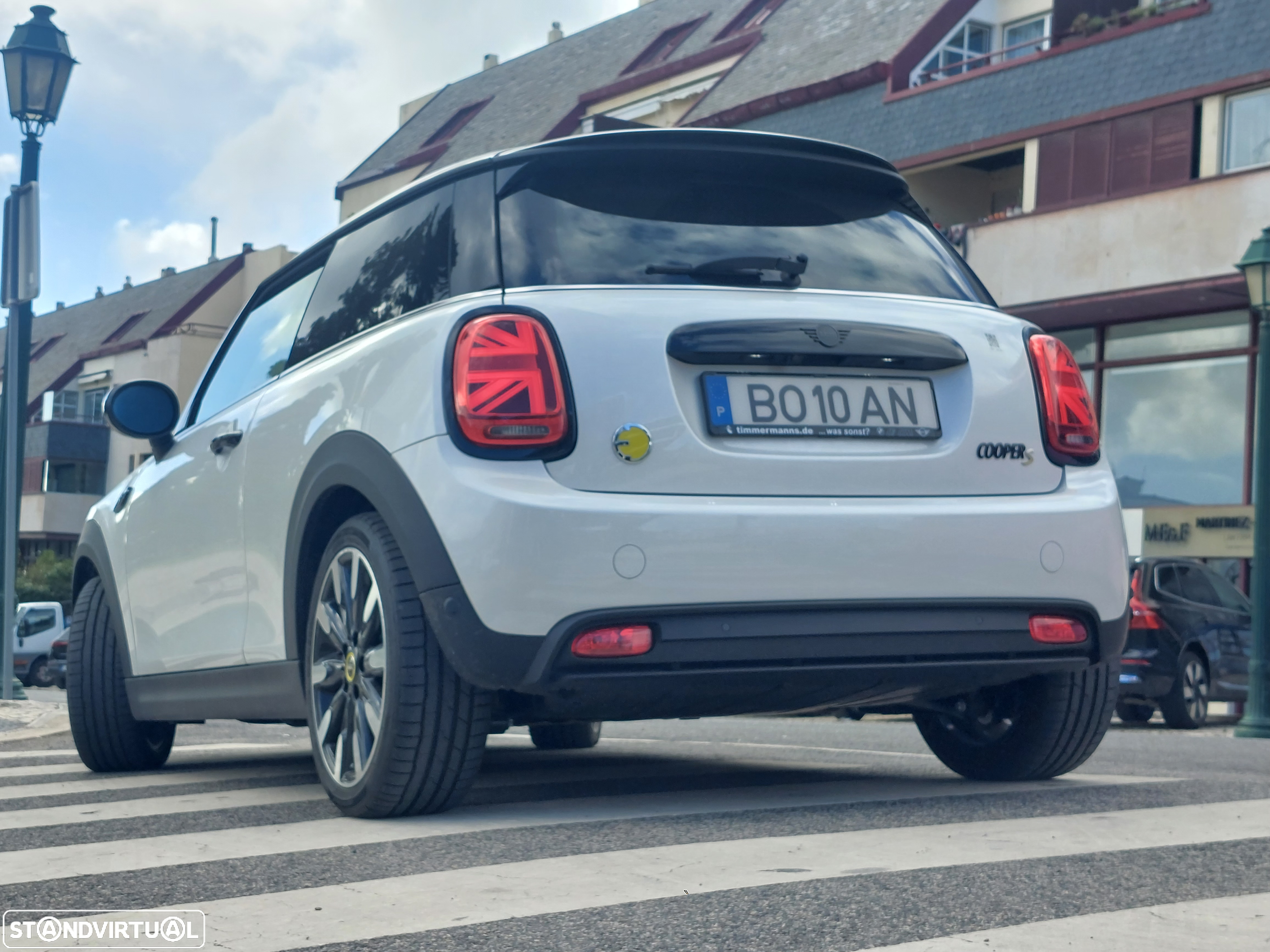MINI 3 Portas Cooper E Classic - 3