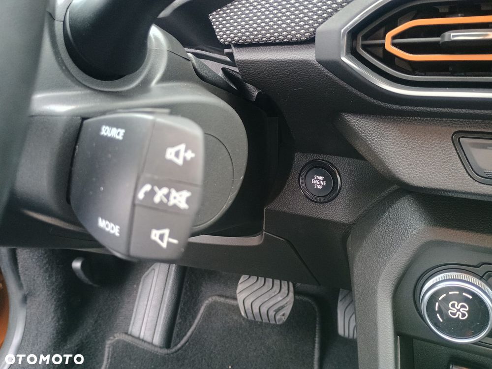 Dacia Sandero 1.0 TCe Comfort CVT - 16