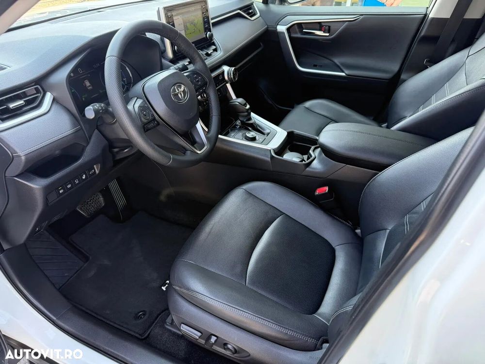 Toyota RAV4 - 23
