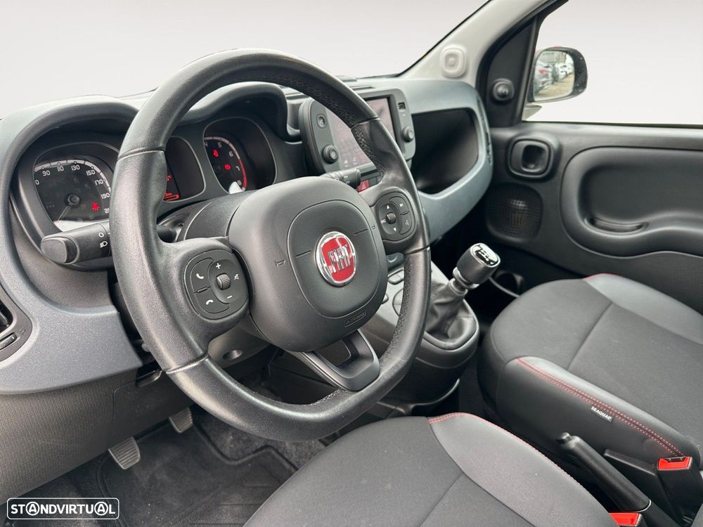 Fiat Panda 1.0 Hybrid (RED) - 9