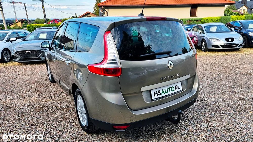Renault Grand Scenic 2.0 16V 140 CVT Bose Edition - 14