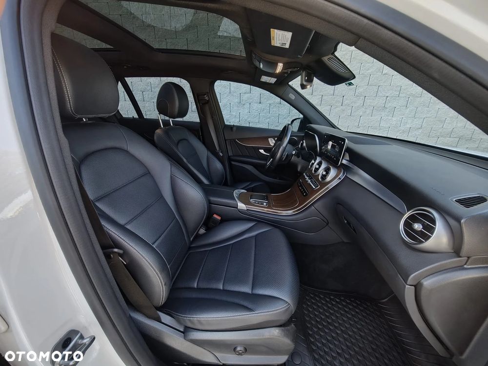 Mercedes-Benz GLC 300 4-Matic - 10