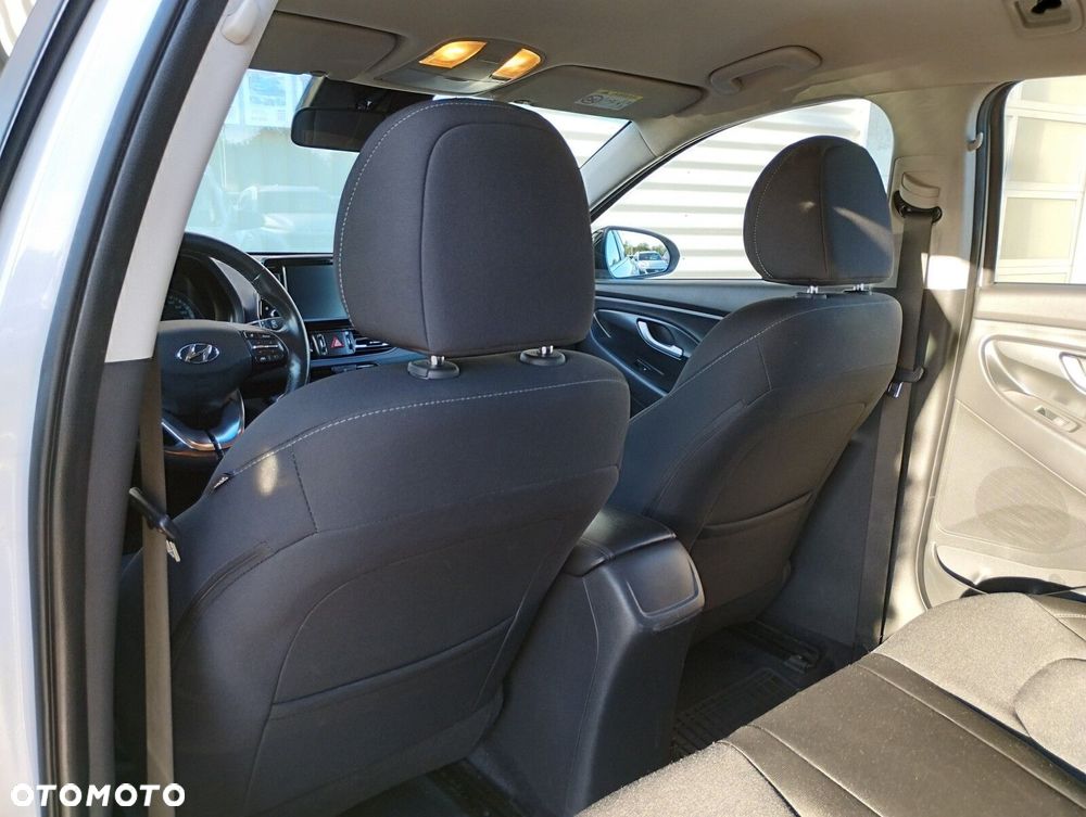 Hyundai i30 1.5 T-GDI 48V Smart DCT - 16