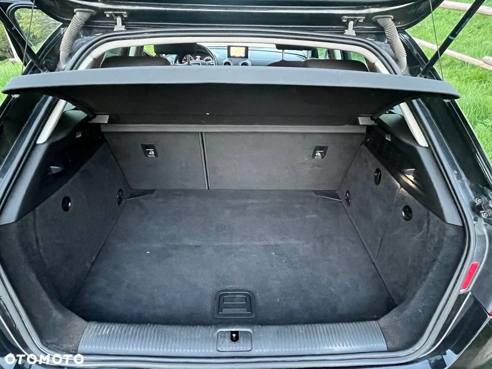 Audi A3 Sportback 1.6 TDI DPF Ambition - 13