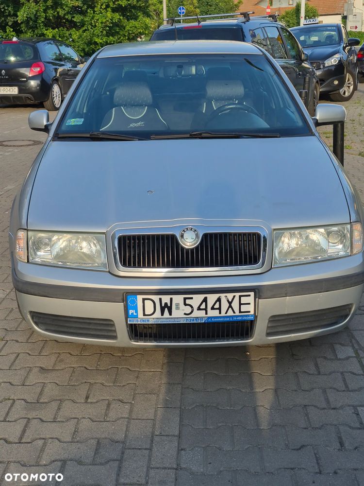 Skoda Octavia 2.0 Ambiente - 16