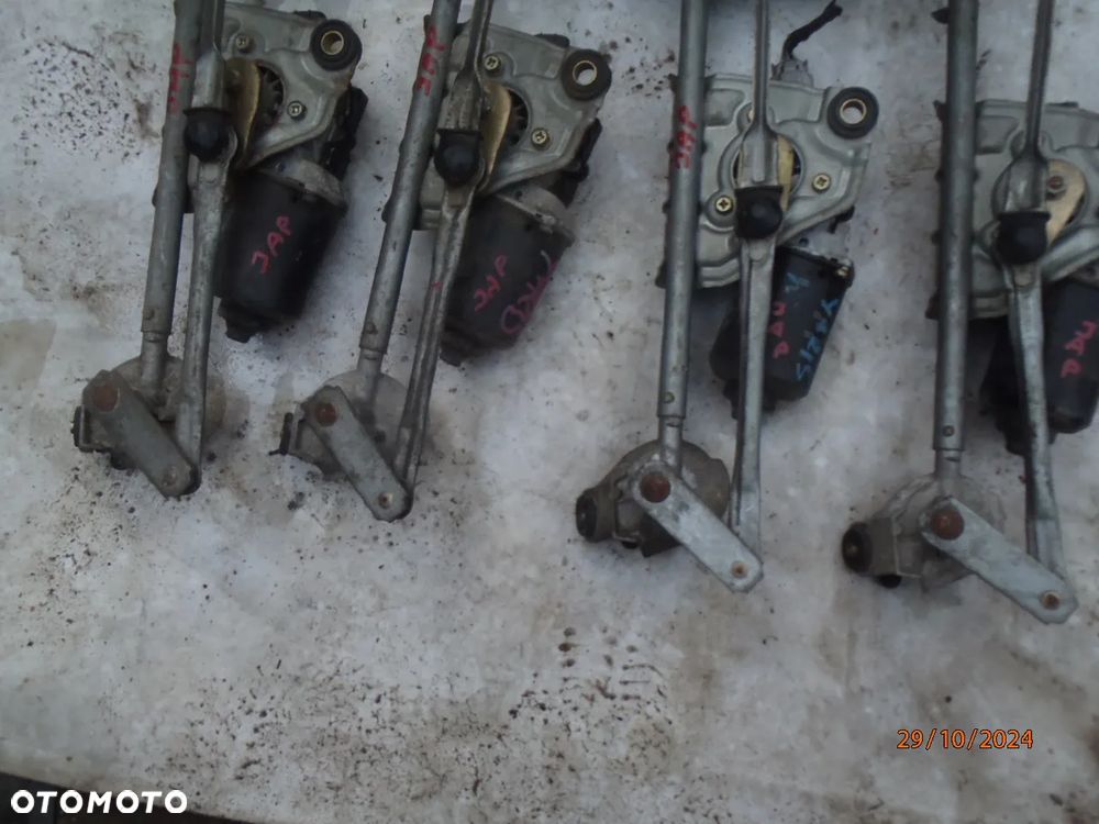 mechanizm ramiona cięgna cięgno trzpień frez wycieraczek silniczek Mechanizm ramiona toyota yaris I fr japan  ORYGINAL JAK NOWY nie wypracowane - 12