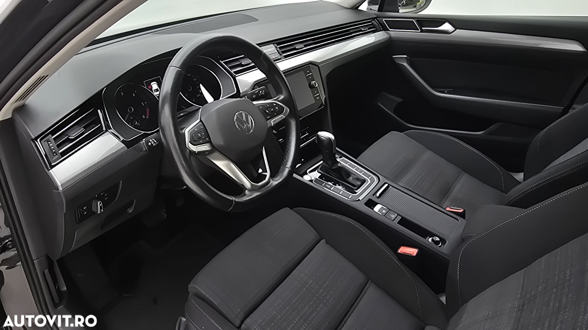Volkswagen Passat 2.0 TDI DSG Comfortline - 13