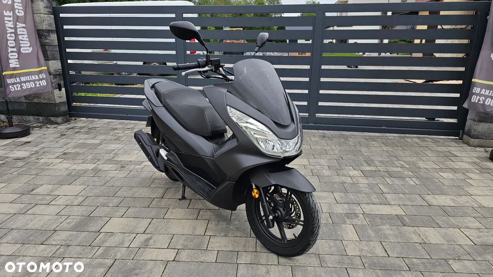 Honda PCX - 1