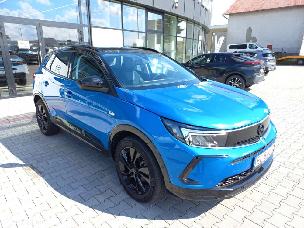 Opel Grandland 1.2 T GS S&S - 3