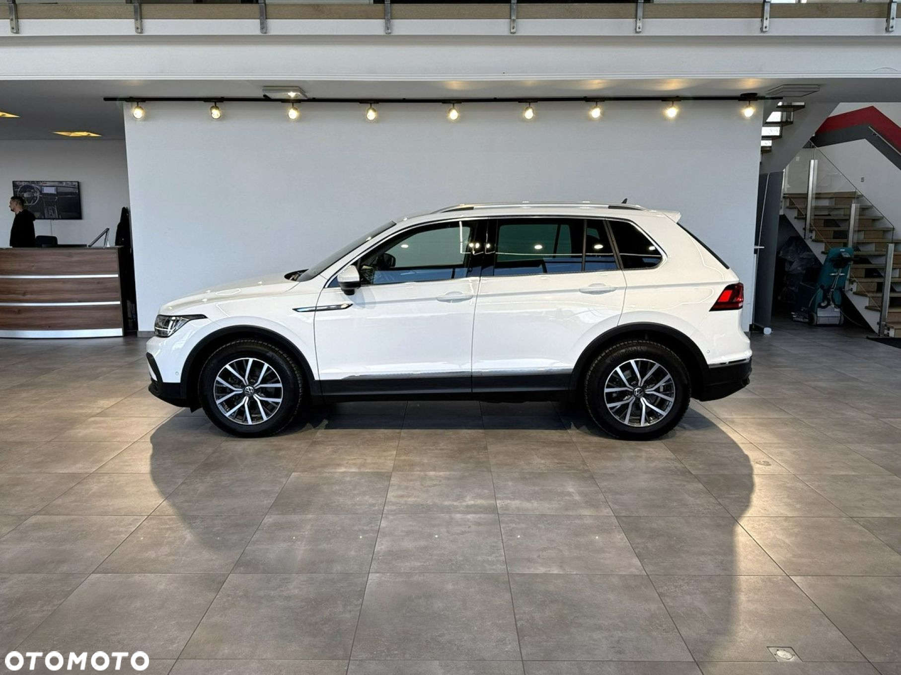 Volkswagen Tiguan - 6