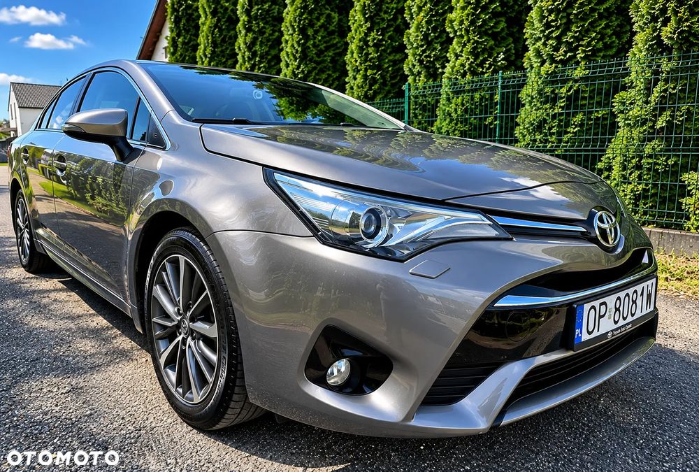 Toyota Avensis 2.0 Prestige MS - 3