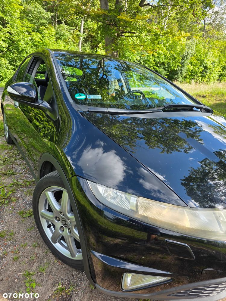 Honda Civic 1.8 Comfort - 2