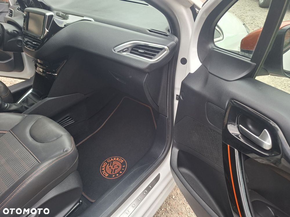 Peugeot 208 1.2 PureTech Allure S&S - 27