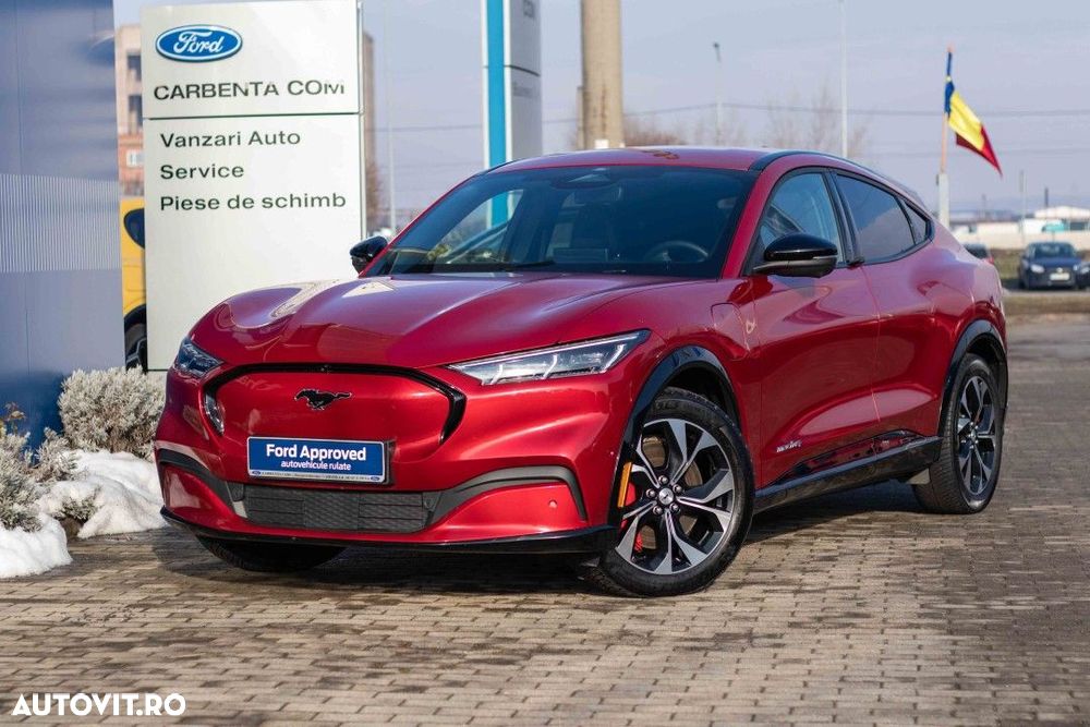 Ford Mustang Mach-E AWD Standard Range 198 kW Premium - 1