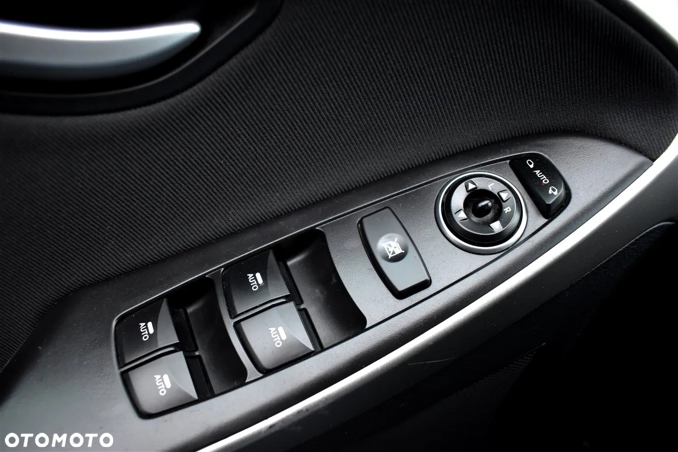 Hyundai i30 i30cw 1.6 CRDi Automatik Style - 25