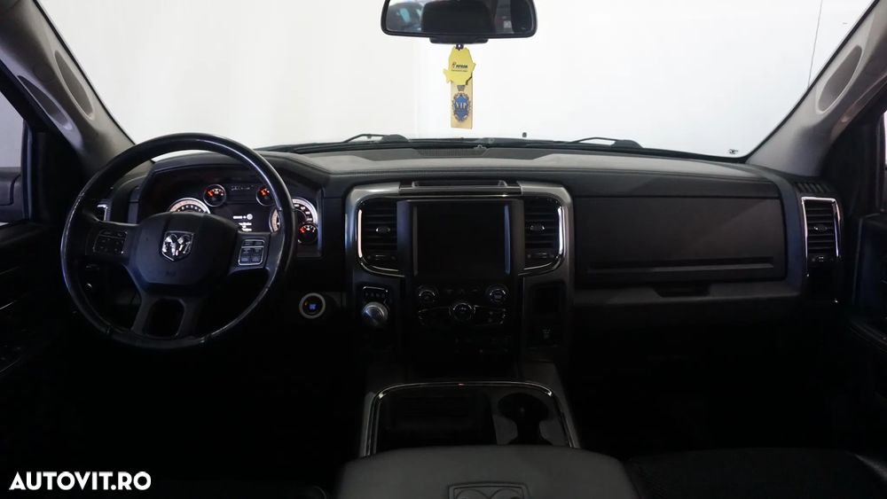 Dodge RAM - 16