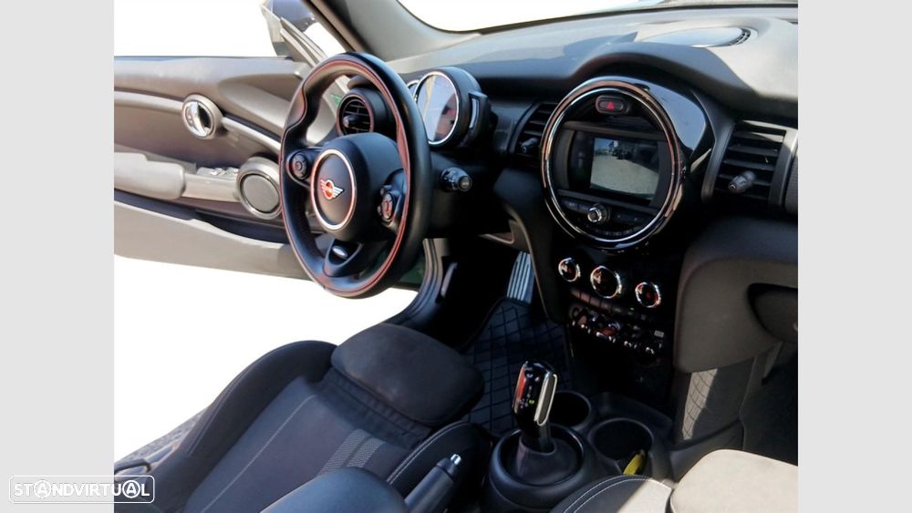 MINI 3 Portas Cooper Premium First JCW Auto - 21