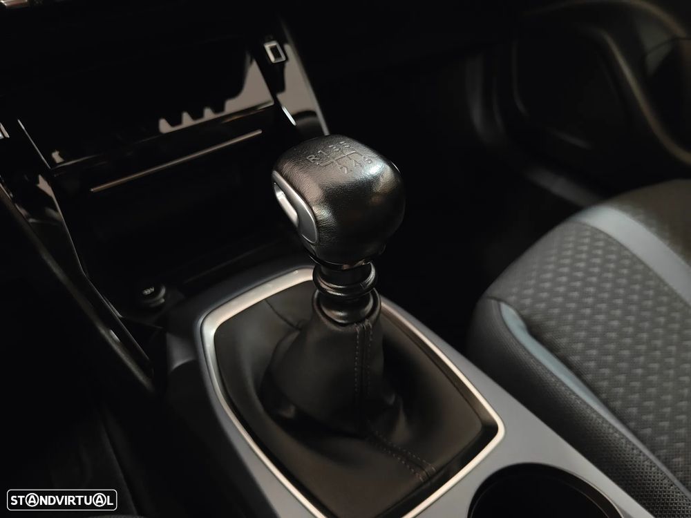 Peugeot 2008 1.2 PureTech Allure - 47