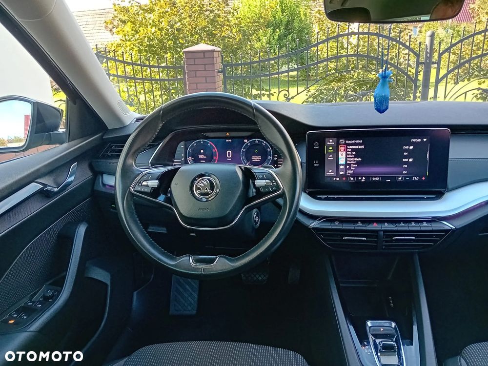 Skoda Octavia 2.0 TDI DSG Base - 23