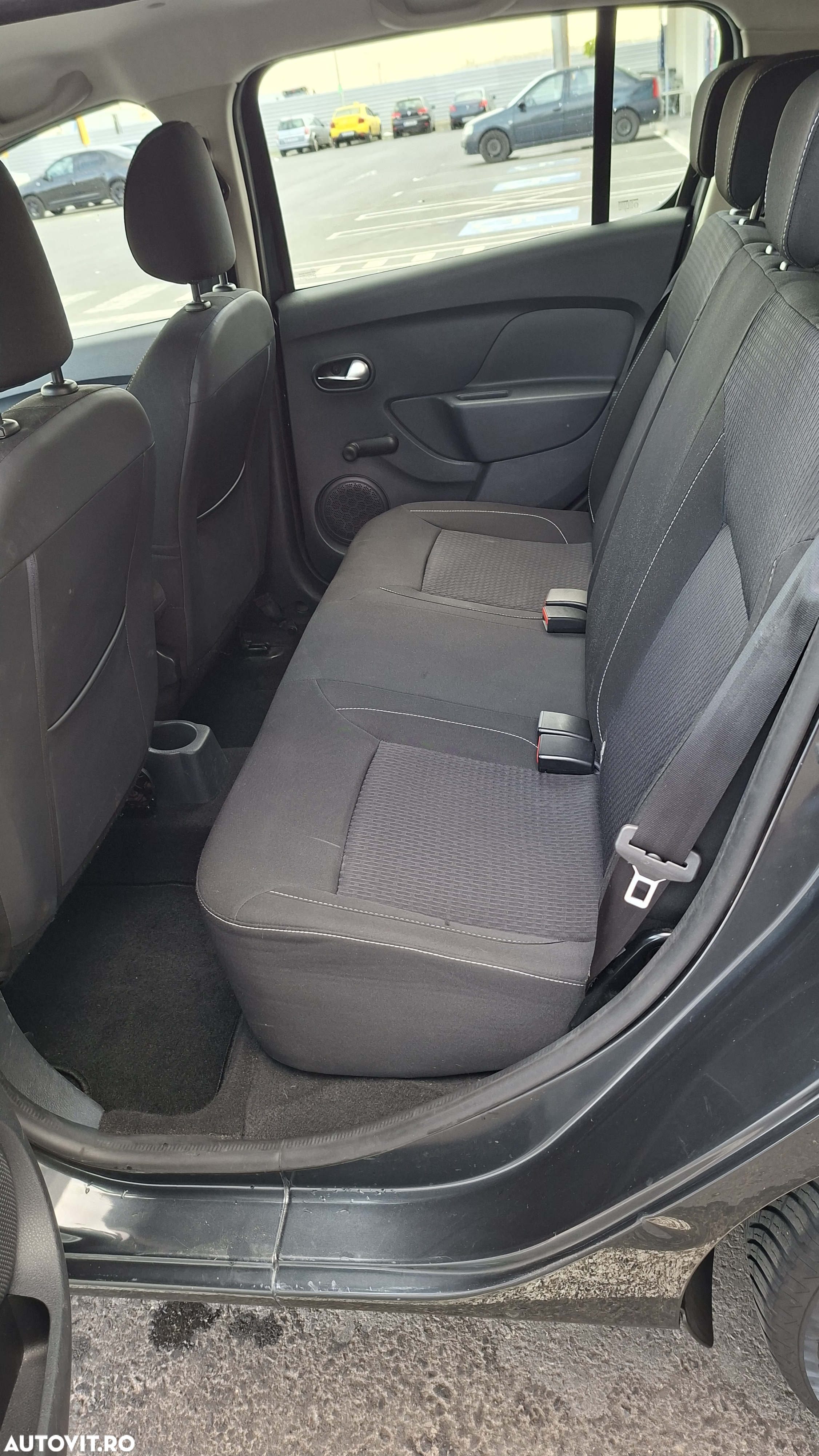 Dacia Sandero TCe 90 Laureate - 8