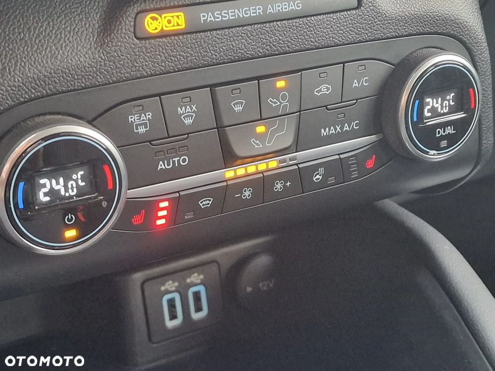 Ford Kuga - 20