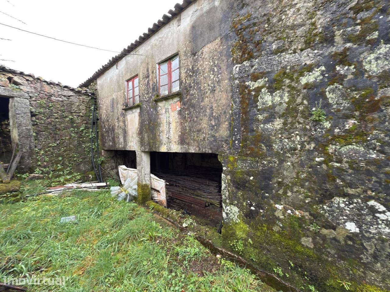 Moradia para Restaurar T2 Venda em Ribeira do Neiva,Vila Verde - Grande imagem: 2/17