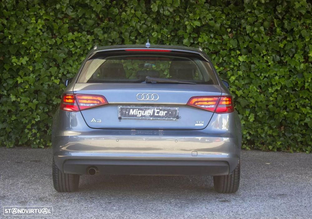 Audi A3 Sportback 1.6 TDI Advance Ultra - 10