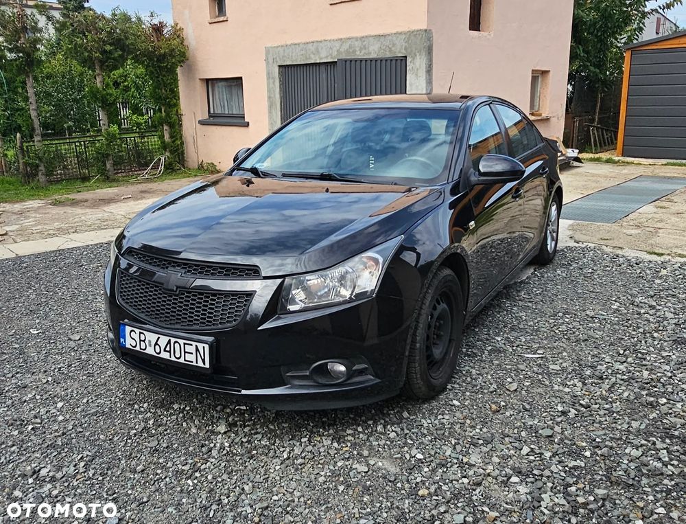 Chevrolet Cruze 1.6 LS - 3