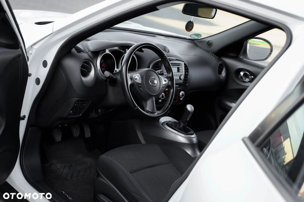 Nissan Juke 1.6 Acenta S&S - 11