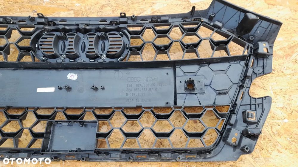 AUDI A1 II  ATRAPA CHŁODNICY GRILL 82A853651B - 11