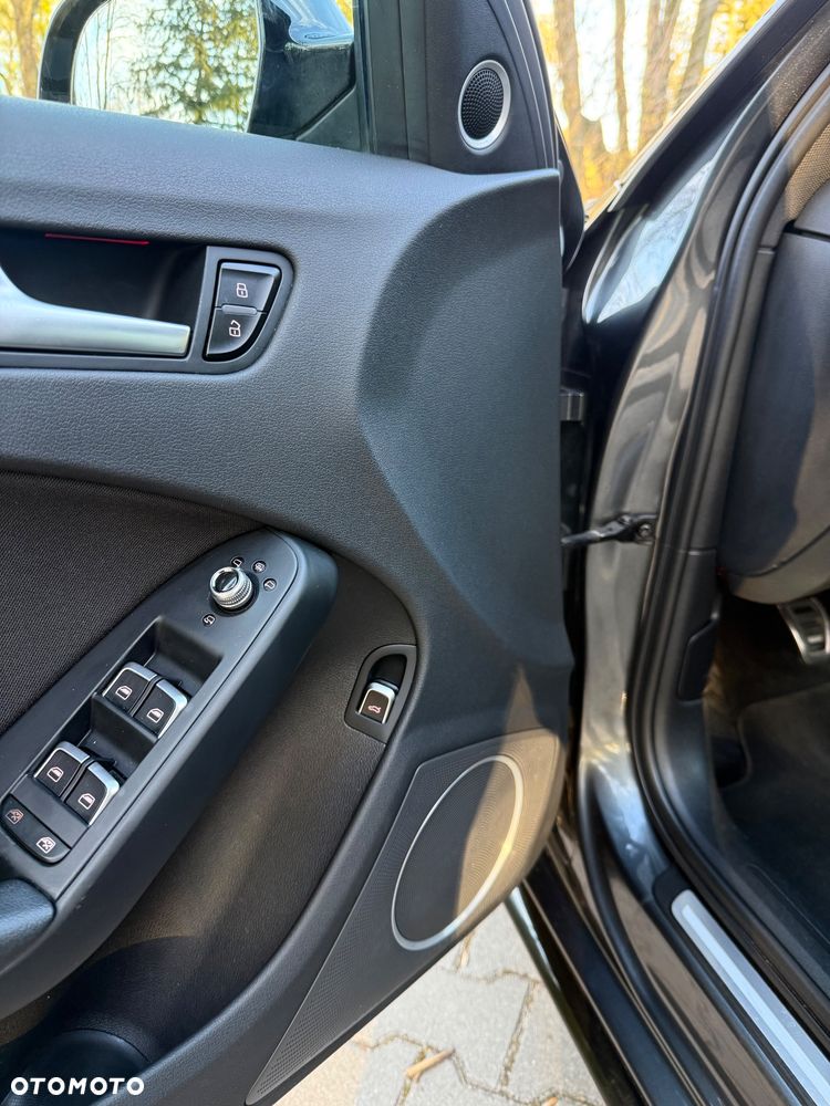 Audi A4 Avant 2.0 TDI DPF clean diesel S line Sportpaket - 19