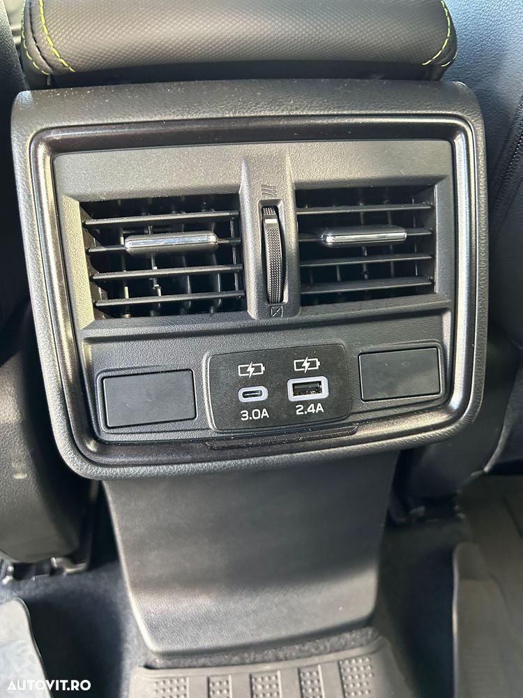 Subaru Forester 2.0 e-Boxer LinearTronic MHEV 4dventure - 11