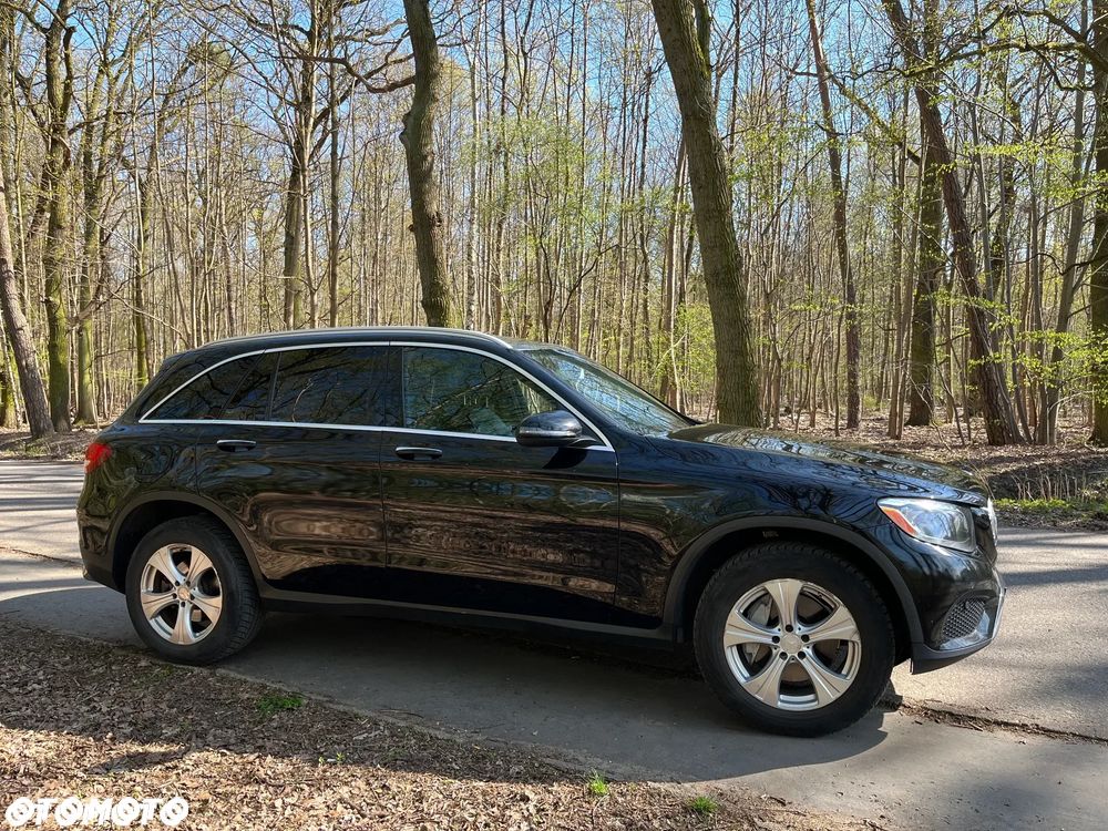 Mercedes-Benz GLC 300 4Matic 9G-TRONIC - 4