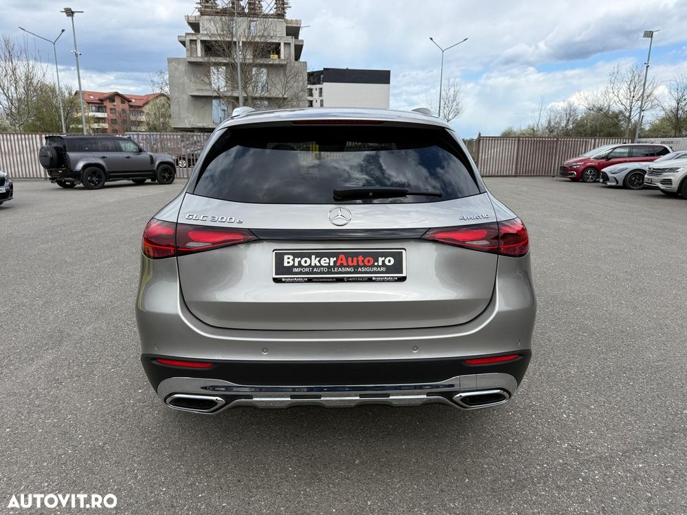 Mercedes-Benz GLC 300 4MATIC - 6