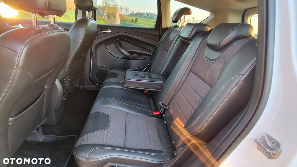 Ford Kuga 2.0 TDCi 4x4 Titanium - 5