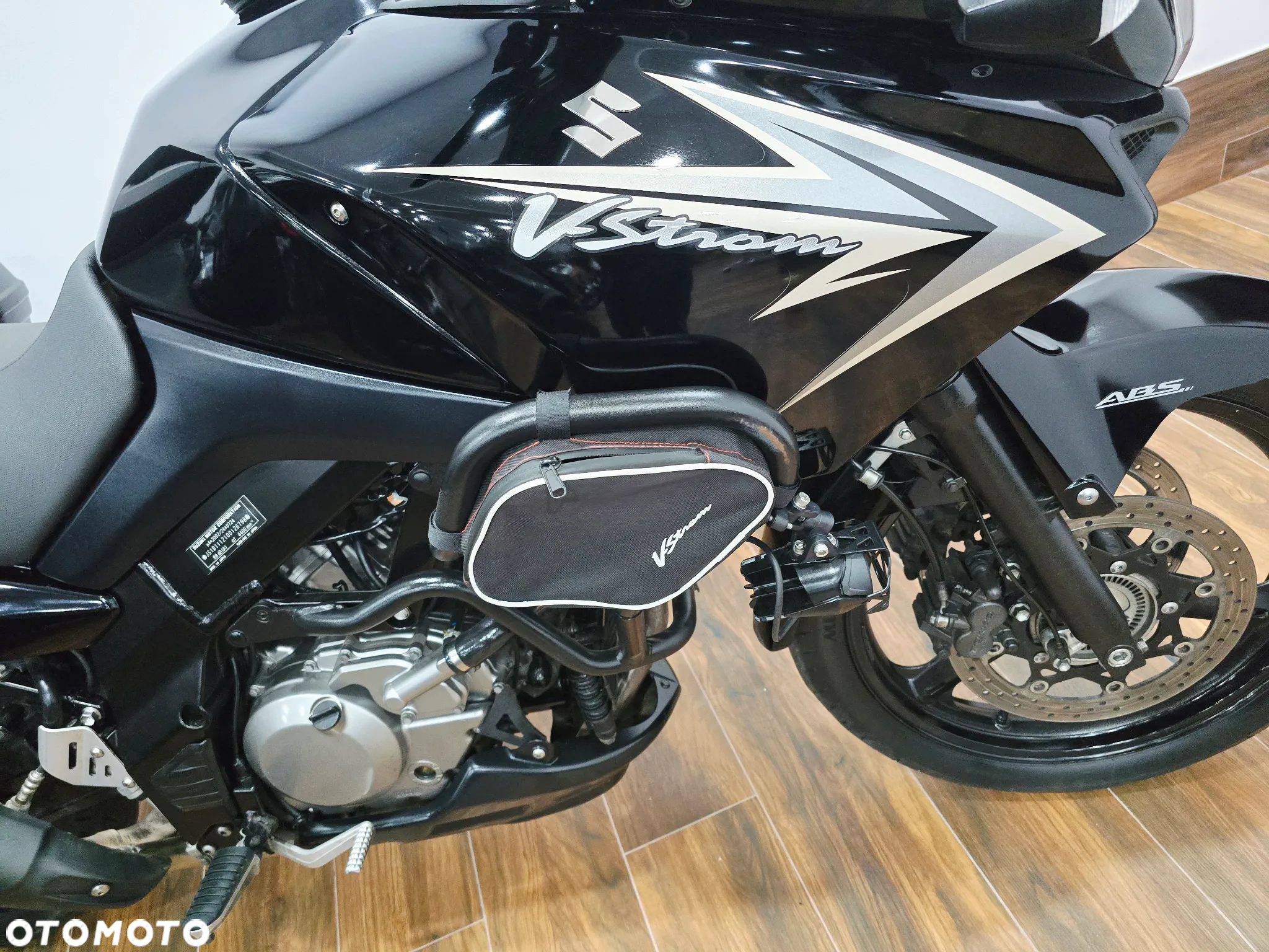 Suzuki DL - 6