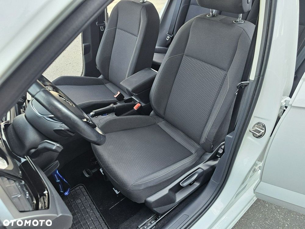 Volkswagen Polo - 15